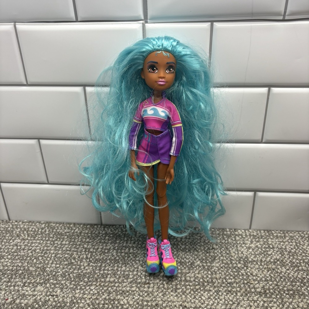 Mermaid High Oceanna Fashion Doll One Outfit And Shoes